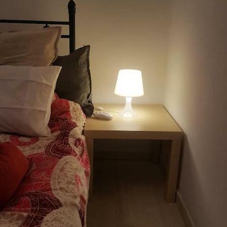 Apartment By Sepolia Metro-Ησυχη Γκαρσονιερα Κοντα Στο Μετρό Athènes Extérieur photo